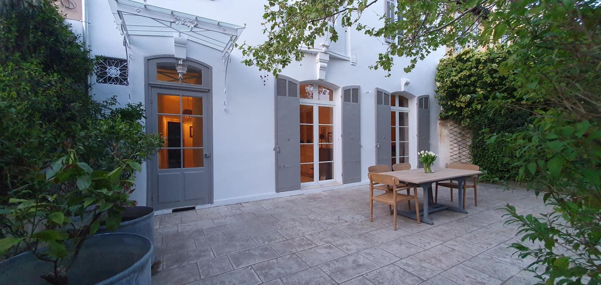 Maison D'Hotes La Bastide De Patou, Suite De 2 A 6 Personnes Марсилия Екстериор снимка
