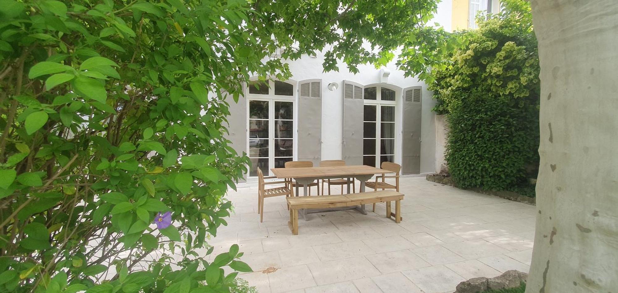 Maison D'Hotes La Bastide De Patou, Suite De 2 A 6 Personnes Марсилия Екстериор снимка