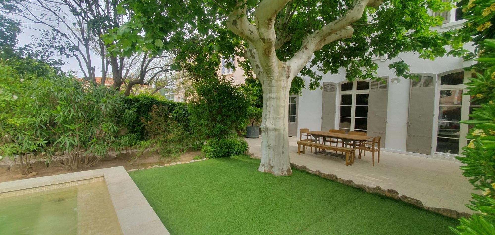 Maison D'Hotes La Bastide De Patou, Suite De 2 A 6 Personnes Марсилия Екстериор снимка